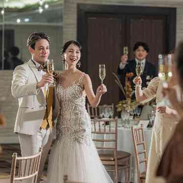 ラヴィール岡山 笑顔に満ちた乾杯が、幸せの始まりを告げる