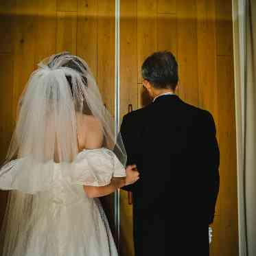 SARA お父様と歩くバージンロード