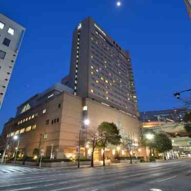 ロイヤルパークホテル（東京・日本橋） 外観夜
