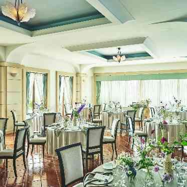 南青山ル・アンジェ教会 イタリアの一軒家をイメージした心地いい雰囲気