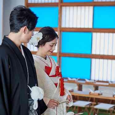 ホテルグランド東雲 挙式のご入場は新郎新婦揃って