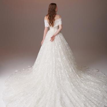 ルシェルアンジュ水戸 ウエディングシャトー ウエディングドレス