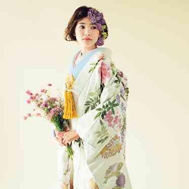 川原町倶楽部 ラ・ルーナ ピエーナ <エルフラットグループ> 特別な一日を彩る、上質で華やかな和の装い