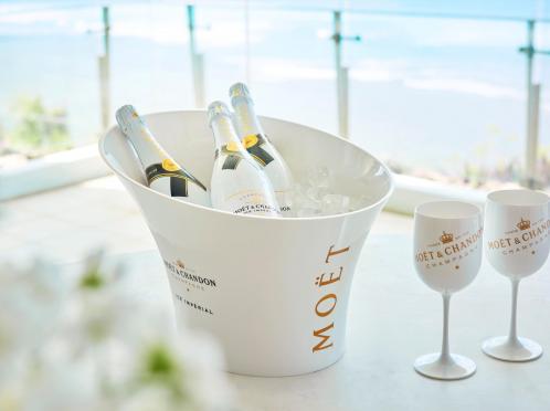 ホワイトアロウチャペル/アールイズ・ウエディング 披露宴会場