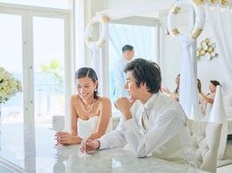 ホワイトアロウチャペル 披露宴会場の写真4