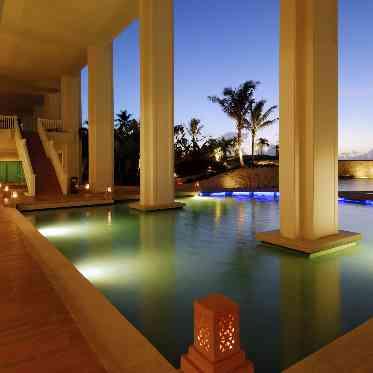 ホワイトアロウチャペル/アールイズ・ウエディング シェラトン・ラグーナ・グアム・リゾート