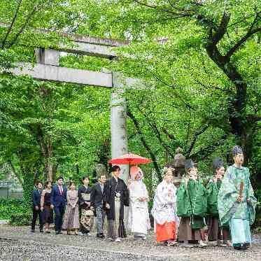 若宮の杜 迎賓館 四季の彩りが美しい＆2000坪ロケーションならではの「参進の儀」が好評