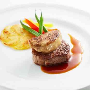 若宮の杜 迎賓館（名古屋観光ホテル） 黒毛和牛フィレ肉とフォワグラのステーキ