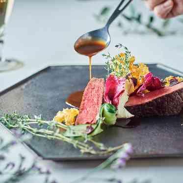 アルカンシエル南青山 全会場オープンキッチン併設。ゲストが当日和・洋選べるのも口コミ高評価の秘密。