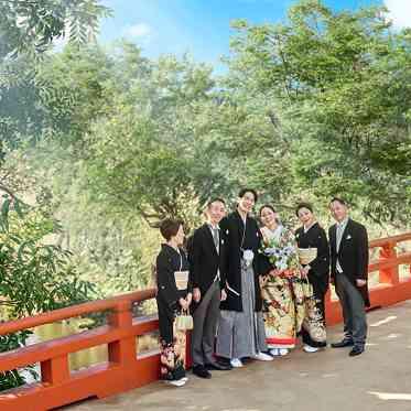 KOTOWA 鎌倉 鶴ヶ岡会館 四季感じるロケーションの中で、大切なゲストとのお時間をお過ごしいただけます。