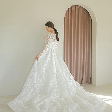 KOTOWA 鎌倉 鶴ヶ岡会館 新作ドレス入荷中<試着フェアも開催中(組数限定)>