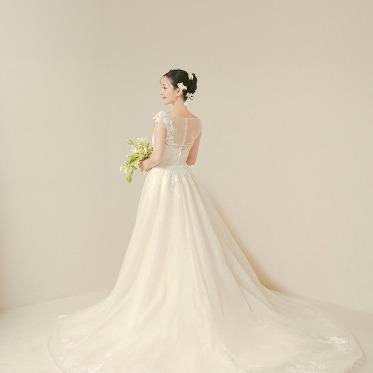 KOTOWA 鎌倉 鶴ヶ岡会館 新作ドレス入荷中＜試着フェアも開催中(組数限定)＞
