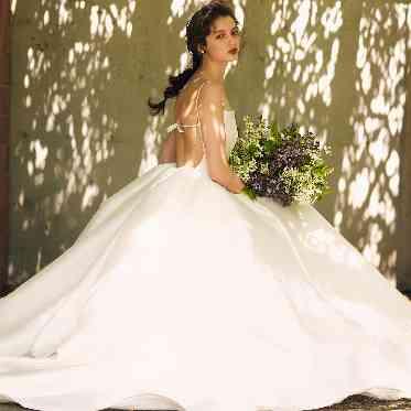 アルモニーソルーナ表参道/テイクアンドギヴ・ニーズウェディング ドレスショップ【MIRROR MIRROR】