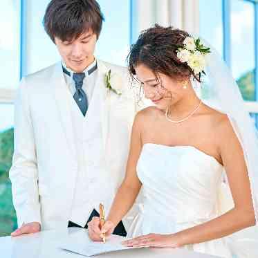 趣きも兼ね備えた大聖堂でのセレモニーは、生涯忘れえぬ思い出となるでしょう