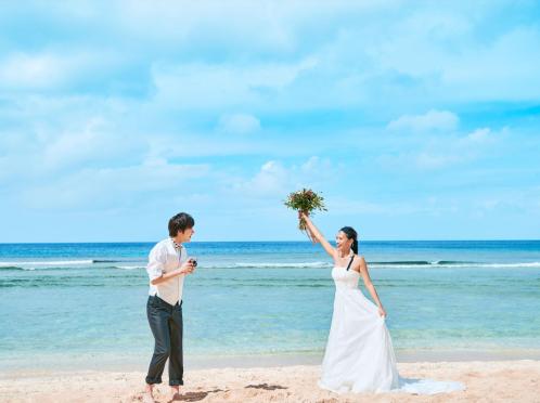 クリスタルチャペル/アールイズ・ウエディング ガーデン