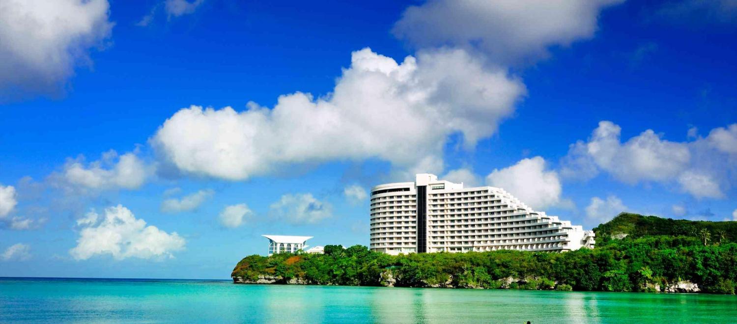 クリスタルチャペル/アールイズ・ウエディング ロビー・控室