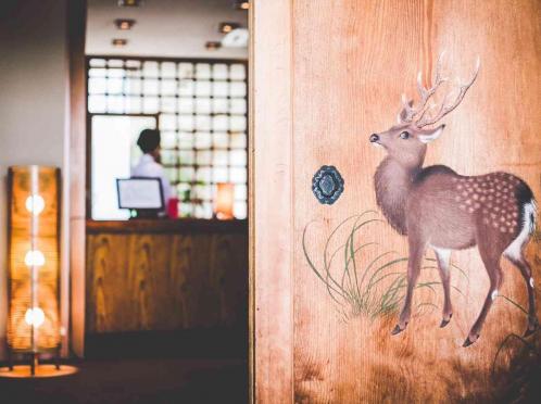 THE KIKUSUIRO NARA PARK (菊水楼) ロビー・控室