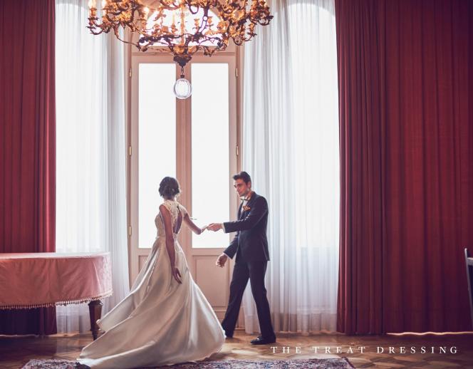 THE KIKUSUIRO NARA PARK (菊水楼) ドレス・衣装