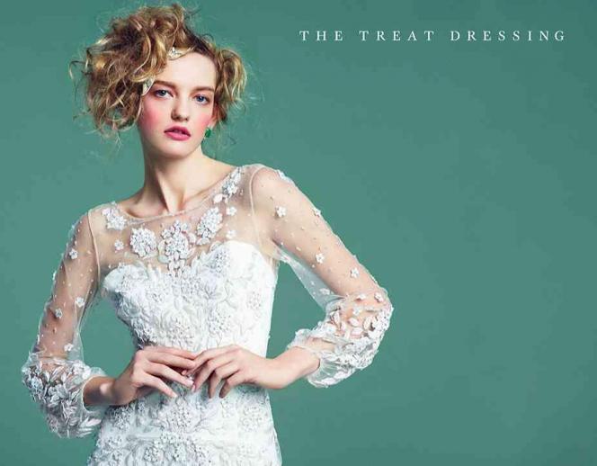 THE KIKUSUIRO NARA PARK (菊水楼) ドレス・衣装