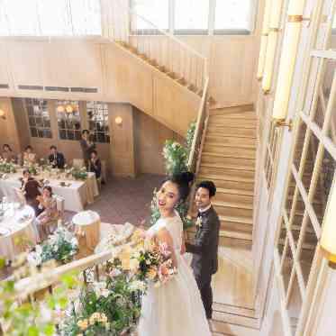 InStyle wedding KYOTO/テイクアンドギヴ・ニーズウェディング Y字階段が魅力!演出幅も広く、ぜひプランナーと相談してみて!