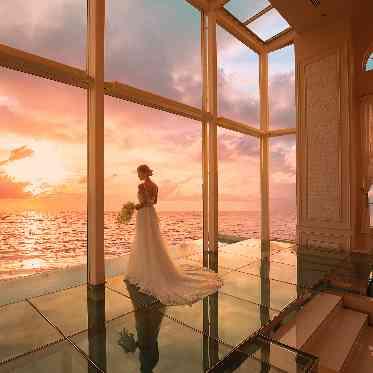 セントレジェンダOKINAWA(CENTLEGENDA OKINAWA) 夕日の名所・北谷だからこそ叶うサンセットウエディング