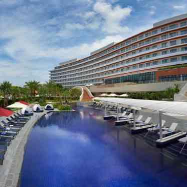 セントレジェンダOKINAWA(CENTLEGENDA OKINAWA) ゲストの滞在スタイルによってグレードが選べるホテルが会場徒歩圏内に7つ以上!