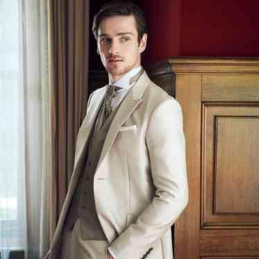 セントレジェンダOKINAWA(CENTLEGENDA OKINAWA) タキシードの種類も豊富