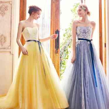 セントレジェンダOKINAWA(CENTLEGENDA OKINAWA) 色鮮やかなカラードレスはパーティに彩を添える