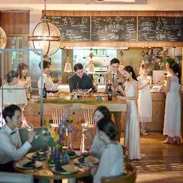 LOS ANGELES BALCONY(ロサンジェルス バルコニー) オープンキッチン