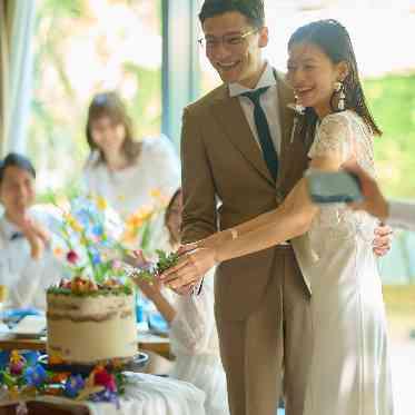 LOS ANGELES BALCONY(ロサンジェルス バルコニー) 光あふれる会場を貸切!二人らしく自由にカスタマイズして最高の結婚式を