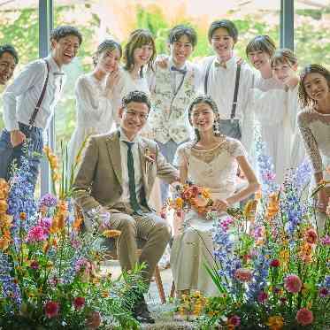 LOS ANGELES BALCONY(ロサンジェルス バルコニー) 都心とは思えないほどの緑と陽光の中で、爽やかなガーデンを背景にリラックスした挙式