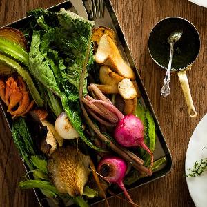 LOS ANGELES BALCONY(ロサンジェルス バルコニー) フレンチに不慣れな年配のゲストからも評判の、誰もに愛される料理