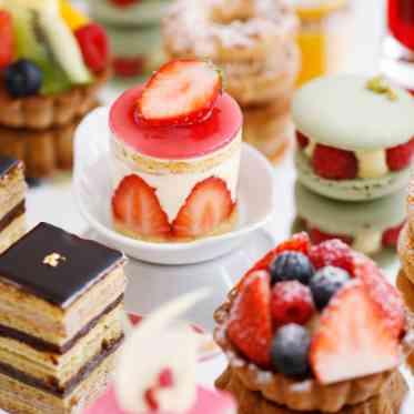 色とりどりのケーキでゲストをおもてなし!