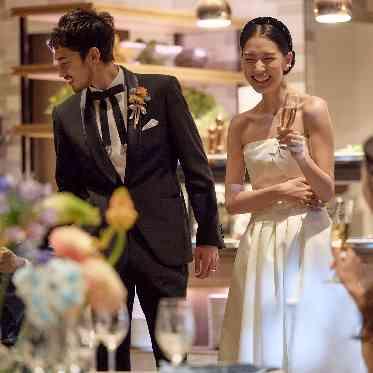 THE TENDER HOUSE(ザ テンダーハウス) ゲストと近い距離で会話や写真撮影を愉しめる