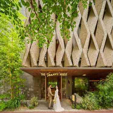 THE TENDER HOUSE(ザ　テンダーハウス) 立体格子の外観が白金台の自然に溶け込む創り