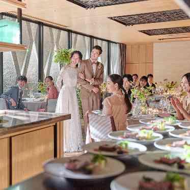 THE TENDER HOUSE(ザ テンダーハウス) ウォークインキッチン併設で五感で愉しめるお食事をご提供