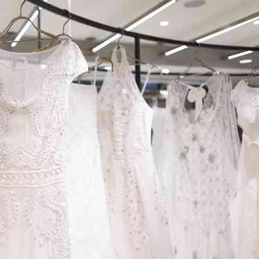 THE TENDER HOUSE(ザ テンダーハウス) インポートドレスの取り扱いもございます。