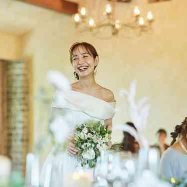 THE HILLTOP TERRACE NARA（ザ・ヒルトップテラス奈良） どんな衣装でも映えるあたたかな空間