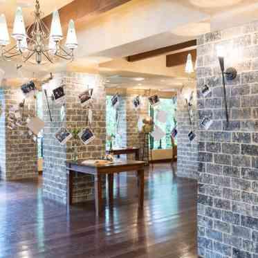 THE HILLTOP TERRACE NARA（ザ・ヒルトップテラス奈良） 広い待合室だからこそ自由に使えるスペースも多い◎