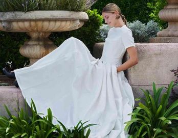 ザ・ヒルトップテラス奈良 ドレス・衣装の写真3