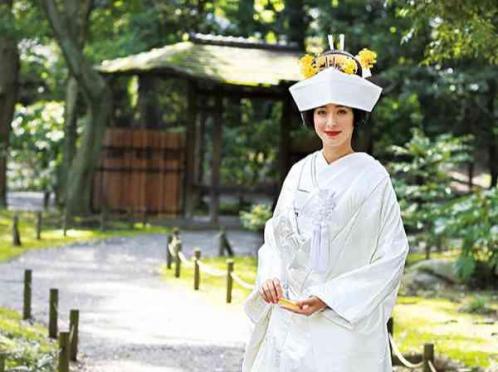 ChezKOBE(レストラン シェ・コーベ) ドレス・衣装