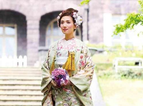 ChezKOBE(レストラン シェ・コーベ) ドレス・衣装