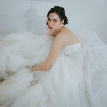 アウトリガー･コナ･ベイサイド･チャペル / ワタベウェディング リゾートウェディングのための理想的な衣裳