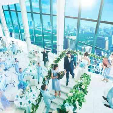 LUMIVEIL TOKYO(ルミヴェール東京) 【余興】チアリーディングや演奏など、ゲスト余興でも大階段からサプライズ入場が人気