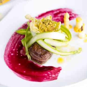 LUMIVEIL TOKYO(ルミヴェール東京) 野菜を巧みにつかったイタリアンで有名な「渡部明」氏の料理が婚礼料理として登場