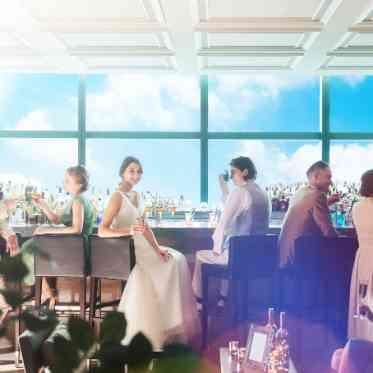 LUMIVEIL TOKYO(ルミヴェール東京) バーとしても利用可能だから日常使いもおすすめ。地上215mで特別なひとときを