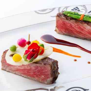 ラソール ガーデン・アリビラ / チュチュリゾートウェディング 国産牛のグリエ 野菜をまとった王冠仕立て ソースヴァンルージュ