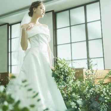 パラッツォ ドゥカーレ 麻布 写真映えする館内チャペルは前撮りでも人気