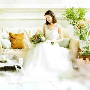 パラッツォ ドゥカーレ 麻布 高砂はトレンドのソファスタイルにアレンジもできる