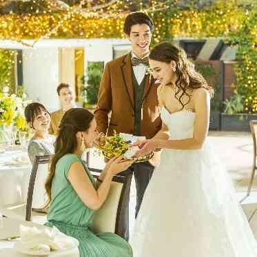 パラッツォ ドゥカーレ 麻布/エスクリウェディング 集まってくれたゲストにパーティ前に挨拶出来るのもウェルカムパーティが人気の理由